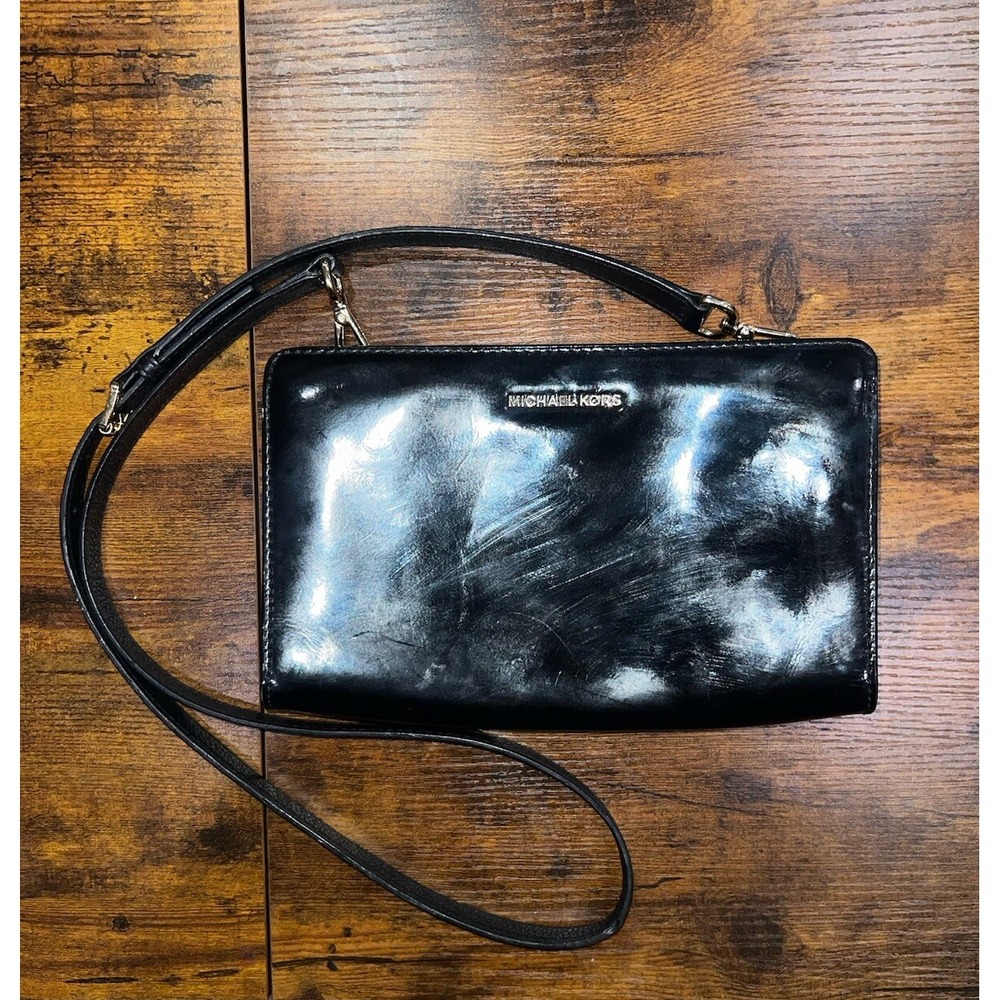 Michael Kors Black Patent Leather Crossbody Purse